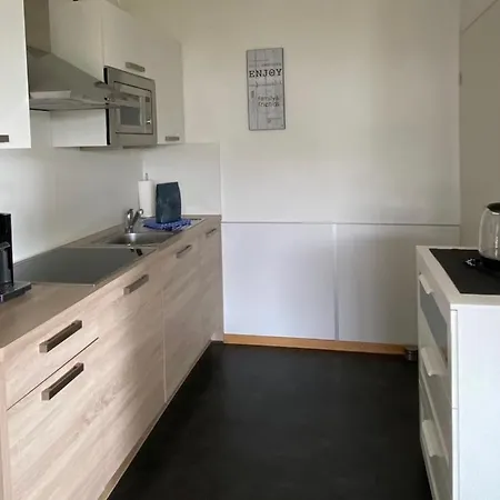 Апартаменти Ferienwohnung Kleine Auszeit Fuer 2- 4 Personen *